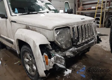 2010 Jeep Liberty Sport z USA, uszkodzony, nr VIN 1J4PN2GK3AW160367